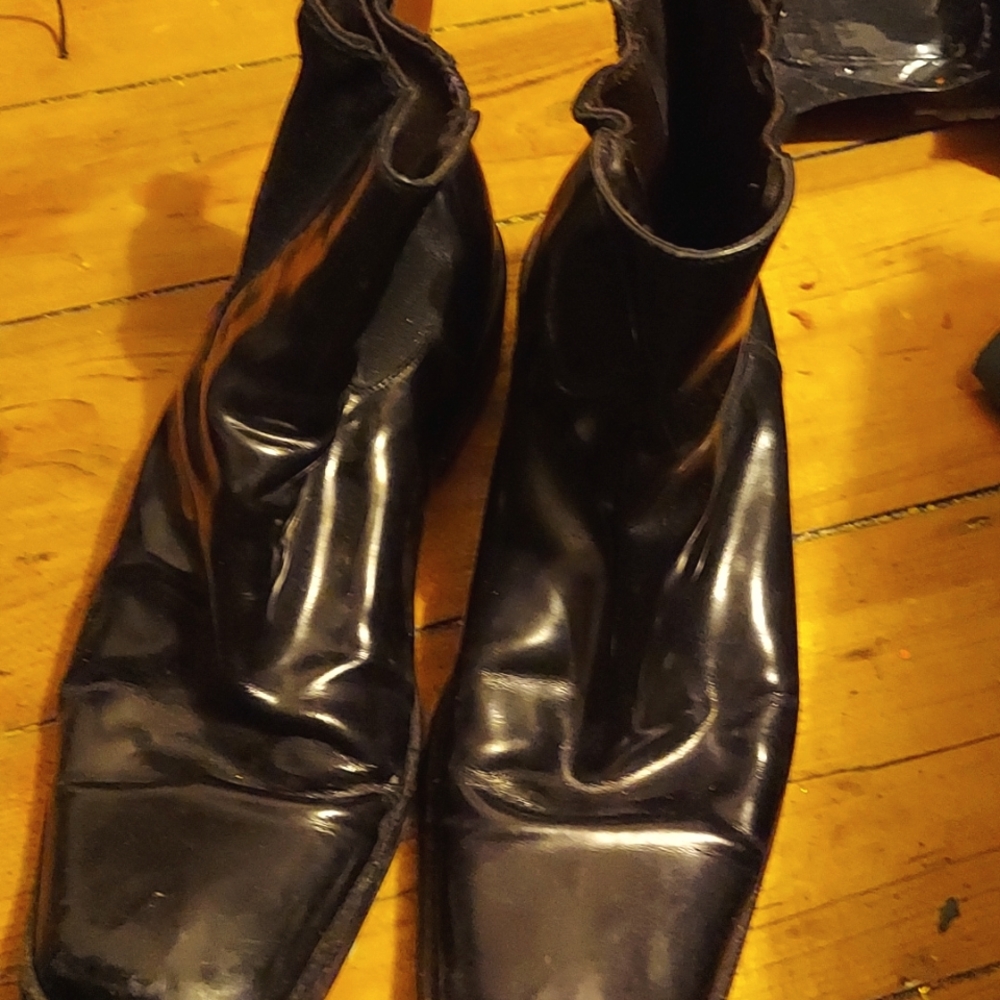 Men's size 11 Kenneth Cole boots